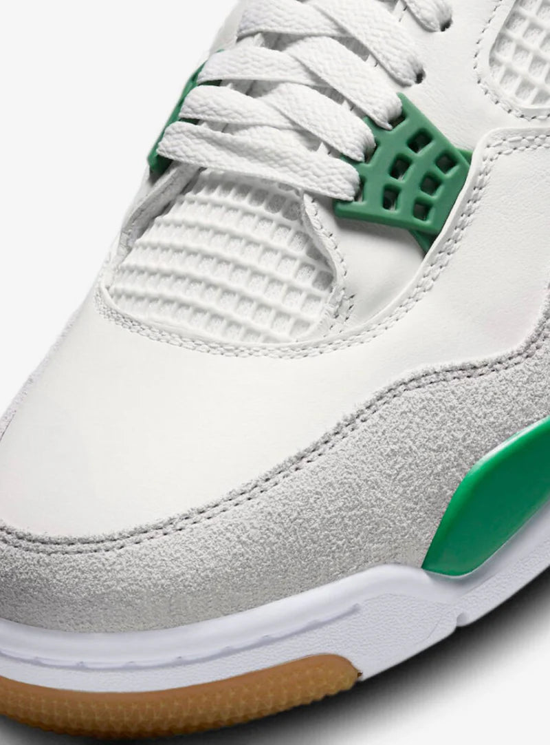 Jordan 4 SB "Pine Green"